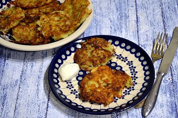 Placki ziemniaczane z cukinią