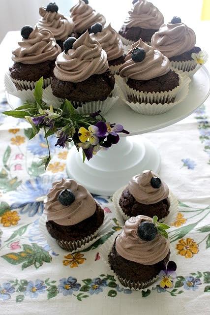 Czekoladowe muffinki z kremem kakaowym - szybki przepis