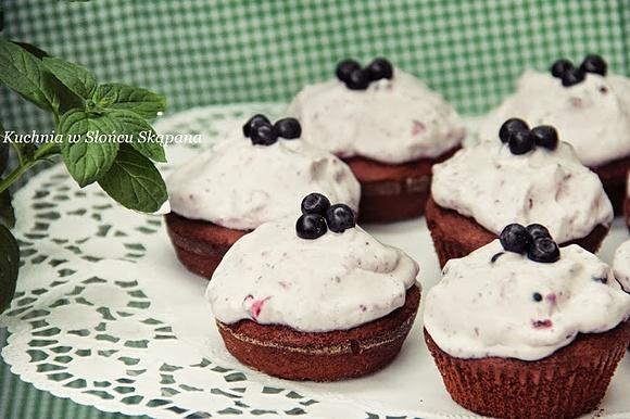 Muffiny z jagodami w kapeluszu