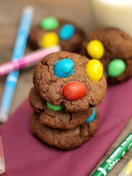 Kakaowe ciastka z M&M's