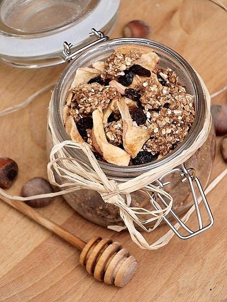 Granola szarlotkowa