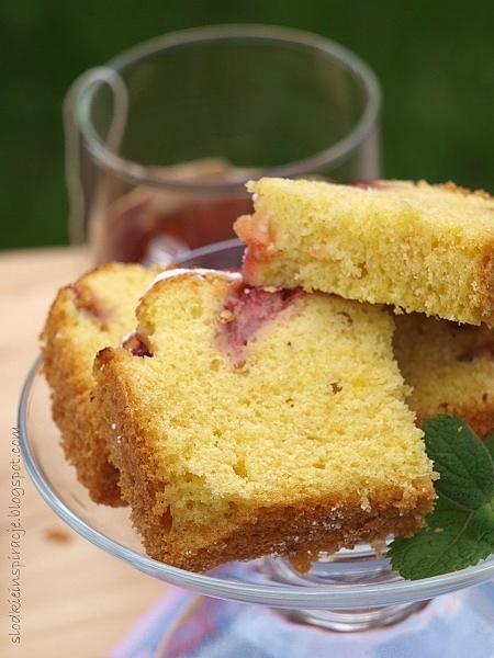 Babka z rabarbarem - moja ulubiona, prosta i smaczna