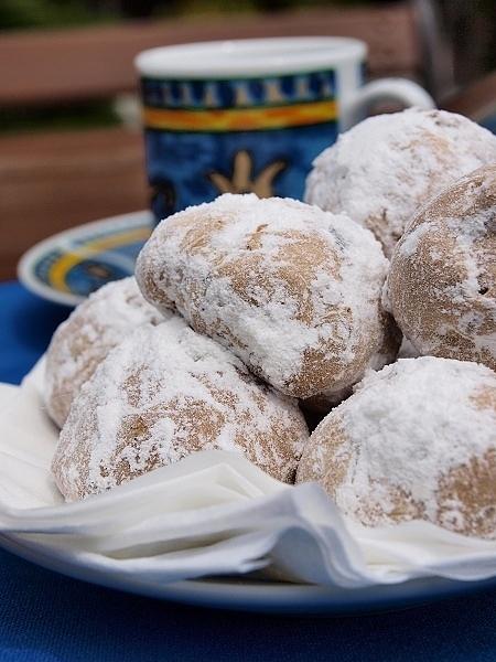 Russian tea cakes - orzechowe ciasteczka bez jajek i mleka