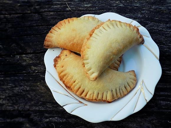 Pierożki drożdżowe z kapustą i grzybami szybkie gotowanie