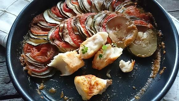 Ratatouille z pieczonym dorszem