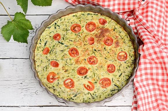 Zapiekany omlet z cukinią i pomidorami