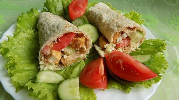 Kebab w tortilli