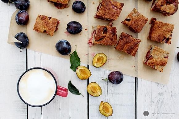Ciasto bananowe z owocami bez cukru