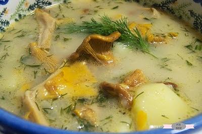 Zupa z kurkami i mleczkiem kokosowym