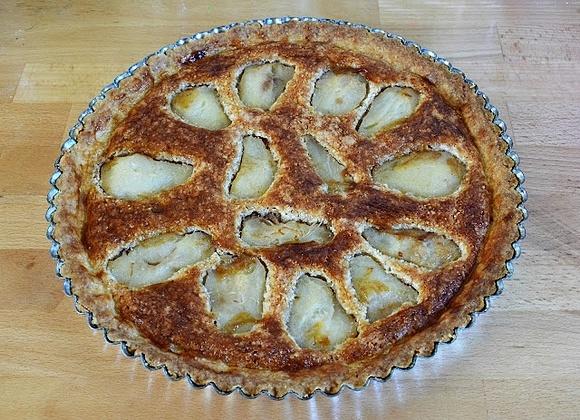 Tarta migdałowa z gruszkami