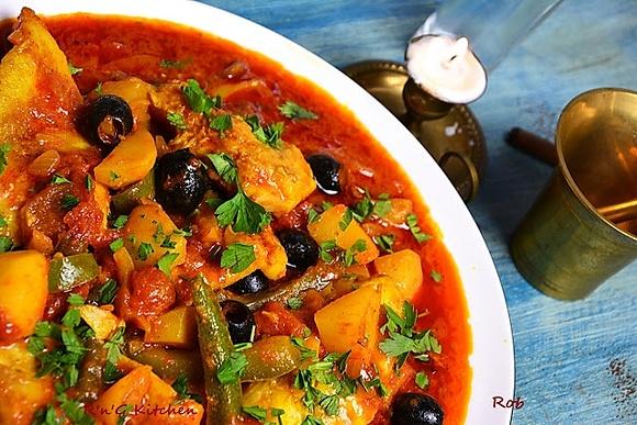 Curry z dorsza i pomidorów