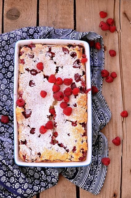 Clafoutis z malinami - szybkie ciasto z owocami