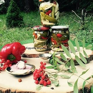 Sałatka z ogórków, papryki i selera