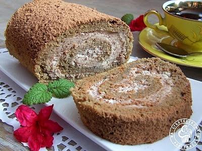 Rolada tiramisu z tartą czekoladą