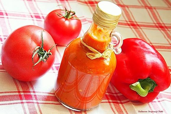 Pikantny sos paprykowo-pomidorowy