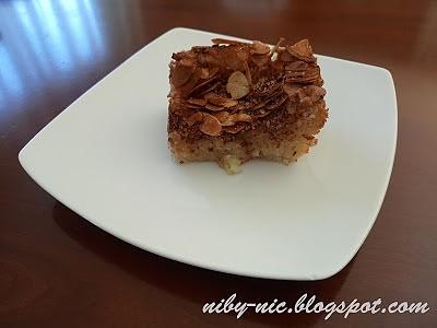 Migdałowe ciasto na białkach