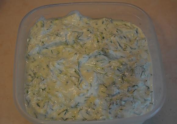 Sos tzatziki