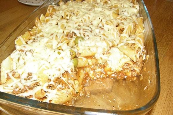 Zapiekanka bolognese