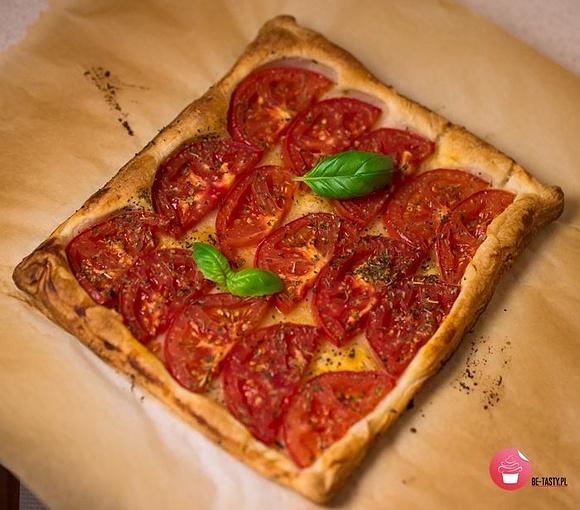 Tarta francuska z pomidorami i ziołami