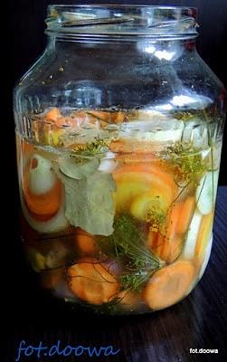 Kiszona marchew - przepis na fermentowaną marchew