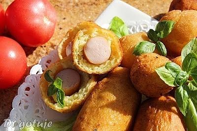 Parówki z szynki w cieście ptysiowym z ziemniakami