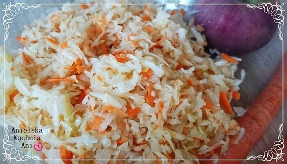 Surówka z kiszonej kapusty jak u Babci