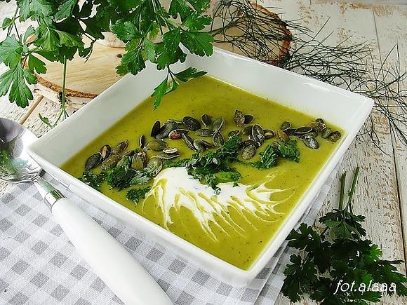 Zupa krem z cukinii i papryki