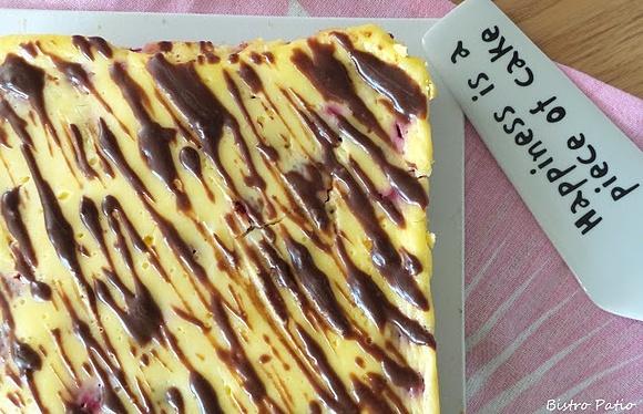Sernikobrownie z malinami