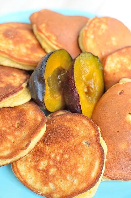 Placuszki z mąki kokosowej z masłem orzechowym bez glutenu i cukru