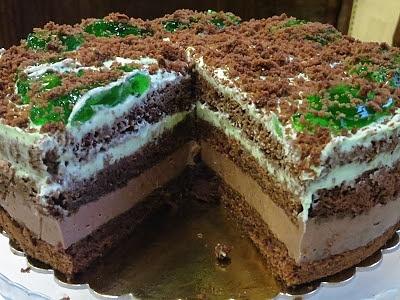 Tort miętowy z czekoladką After Eight