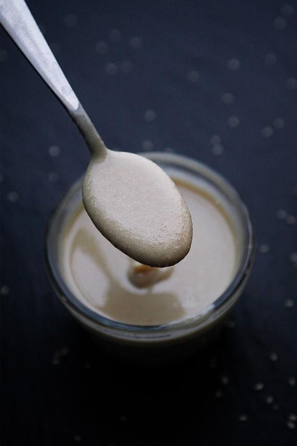 Domowa pasta sezamowa tahini