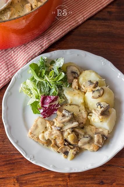 Schab wieprzowy z pieczarkami