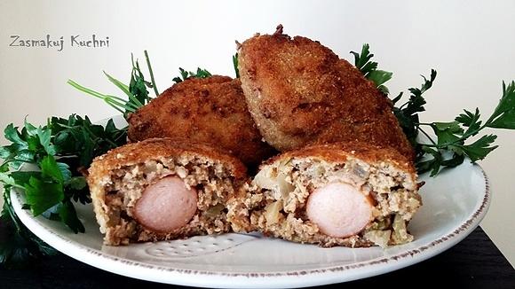 Kotlety mielone faszerowane parówkami