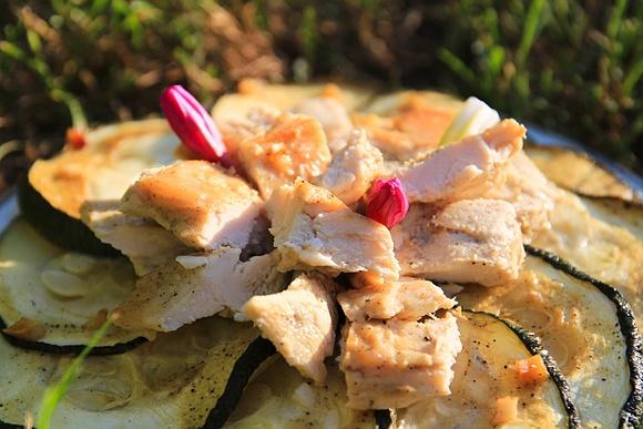 Pierś pieczona w glazurze miodowo-musztardowej