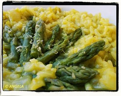 Risotto ze szparagami i szafranem