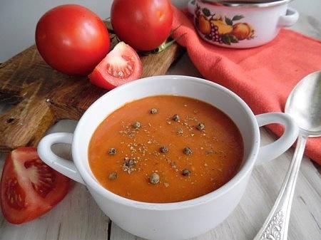 Kremowa zupa pomidorowa