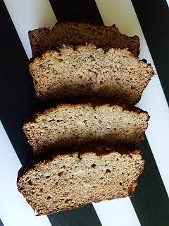 Chlebek bananowy paleo