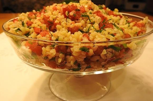 Sałatka tabbouleh z bulgurem