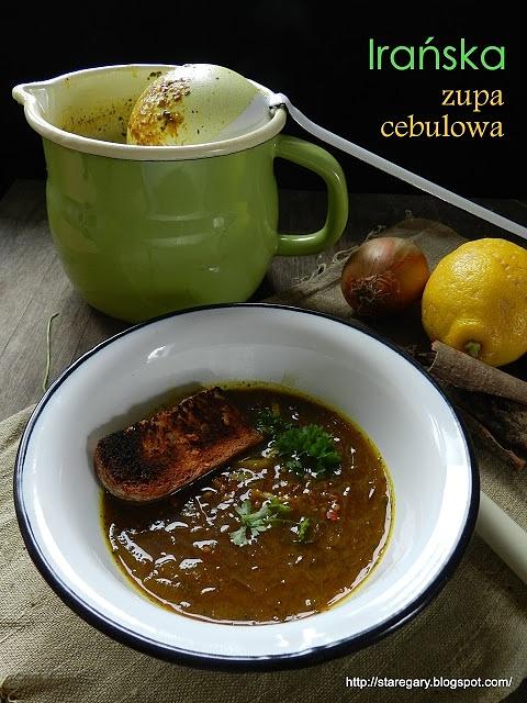Zupa cebulowa irańska z kurkumą i miętą