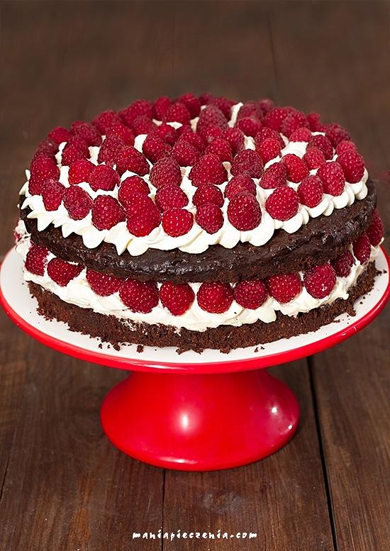 Tort czekoladowy z malinami bez mąki