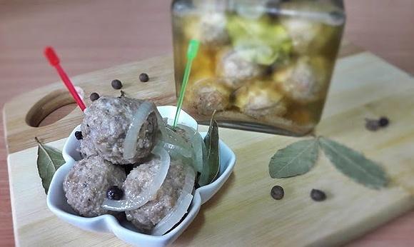 Wieprzowe klopsiki w zalewie octowej