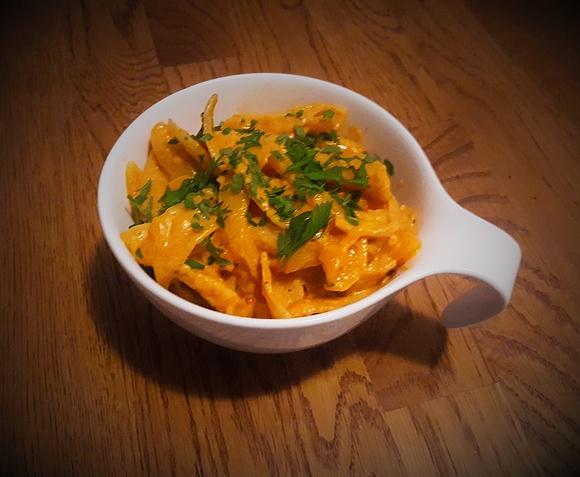 Paprykowe penne z kurczakiem