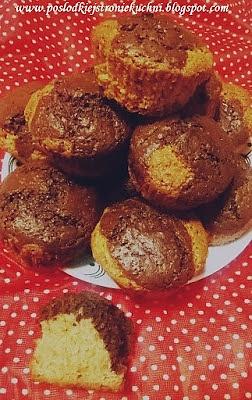 Muffinki łaciate z mąki żytniej
