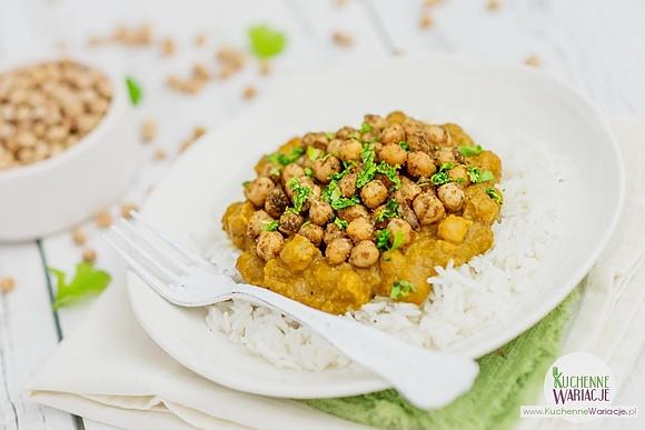 Chana masala z ciecierzycą i przyprawami garam masala
