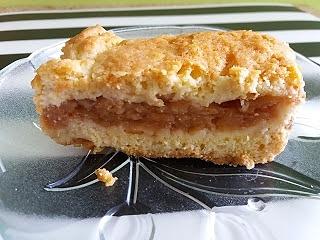 Jaglana szarlotka - zdrowy deser z jabłkami i kaszą jaglaną