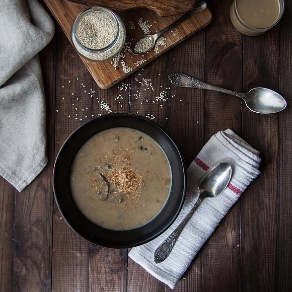 Zupa grzybowa z tahini