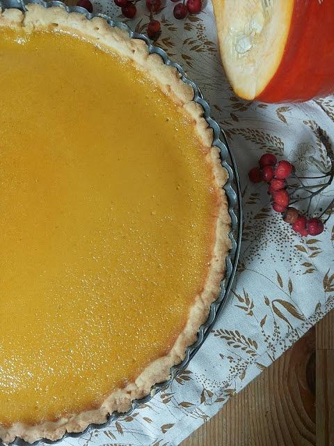 Tarta dyniowa z szafranem i kardamonem