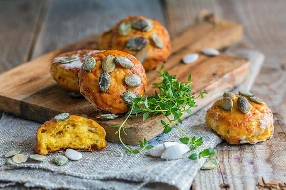 Dynioowe scones z tymiankiem