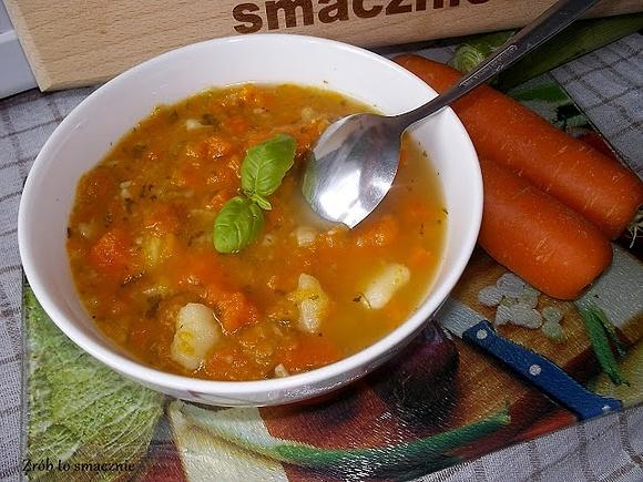 Zupa marchewkowa