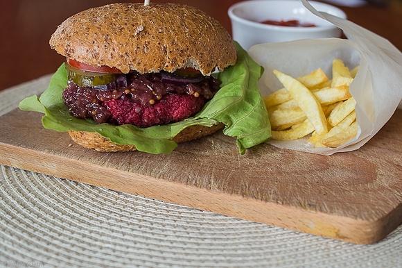 Burgery z kaszy jaglanej i buraka - Thermomix